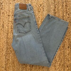 Levi’s Ribcage Straight Ankle Jean